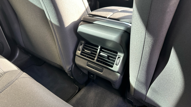 Land Rover Range Rover Evoque 2.0 D165 R-Dynamic 5dr Auto Diesel Hatchback